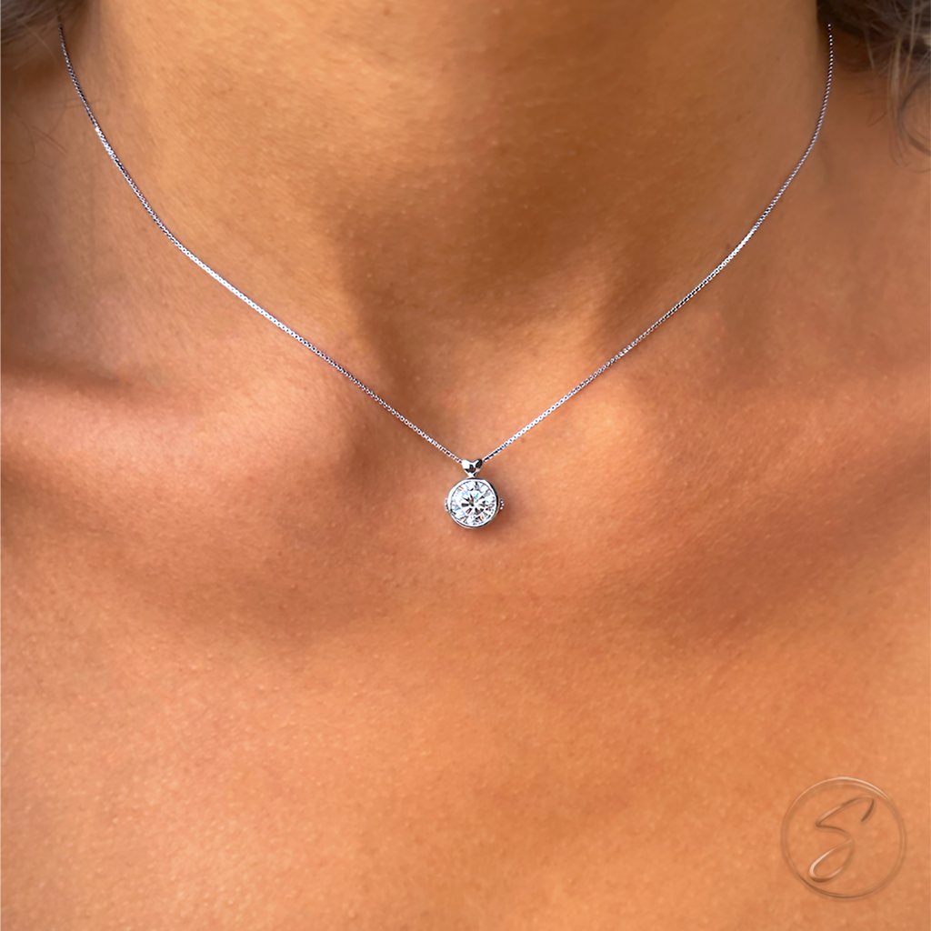 Colar Moissanite Lumiar