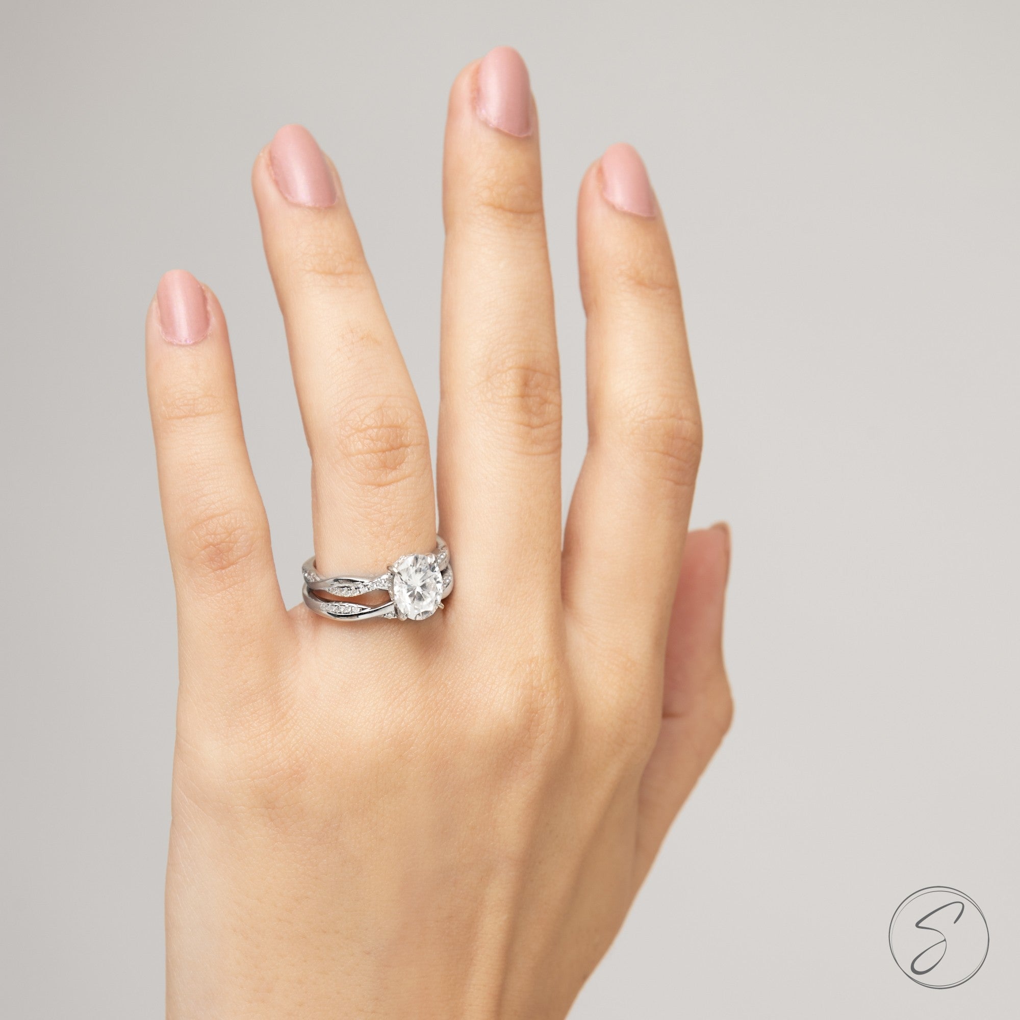 Aparador Moissanite Uno